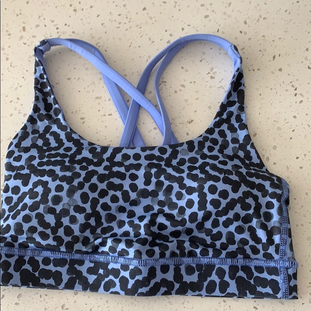 Lululemon sports bra